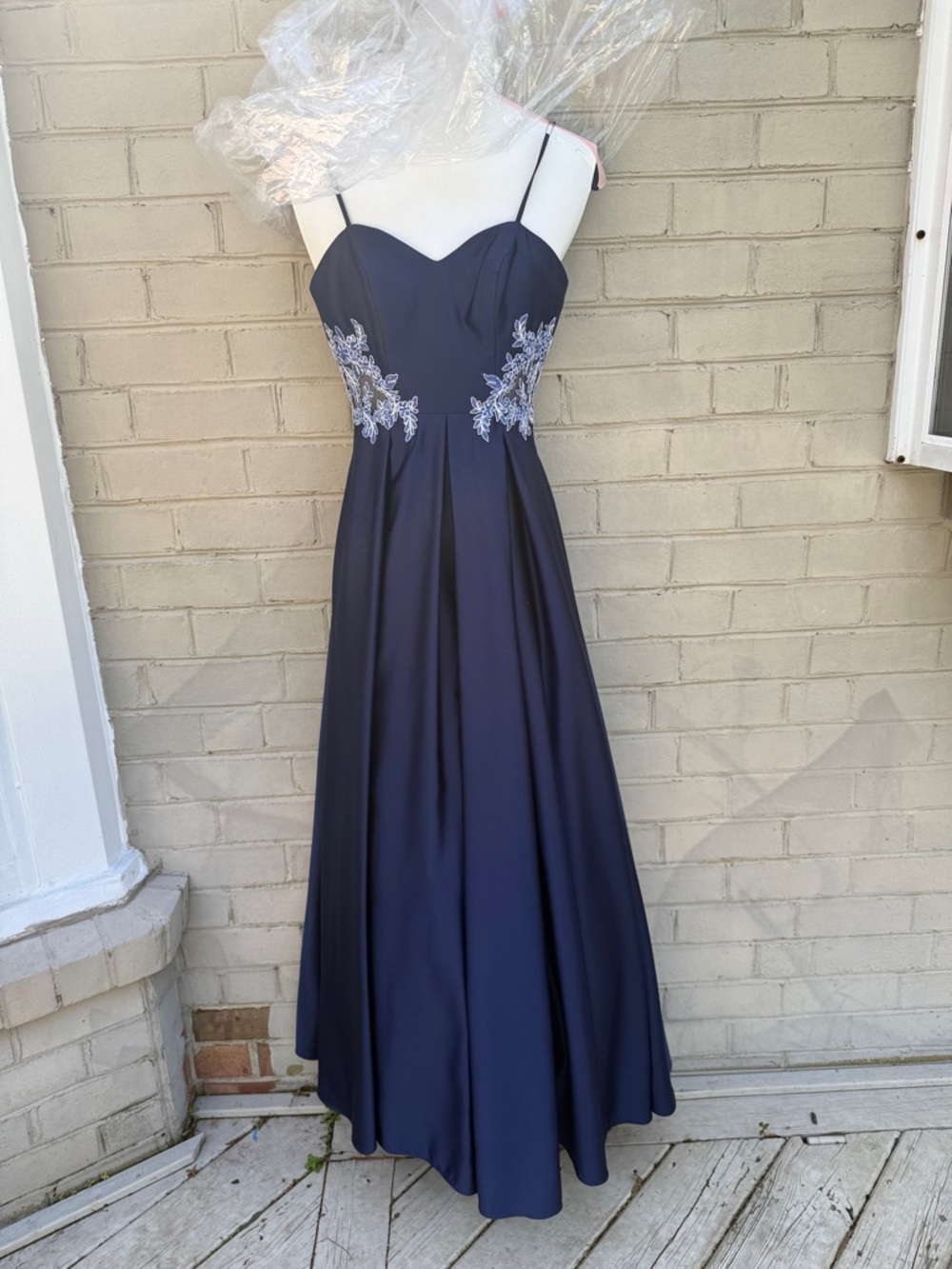 Blondie Nites Size 1 Navy Strapless Prom Ballroom Gown w/ Side Cutouts Dress